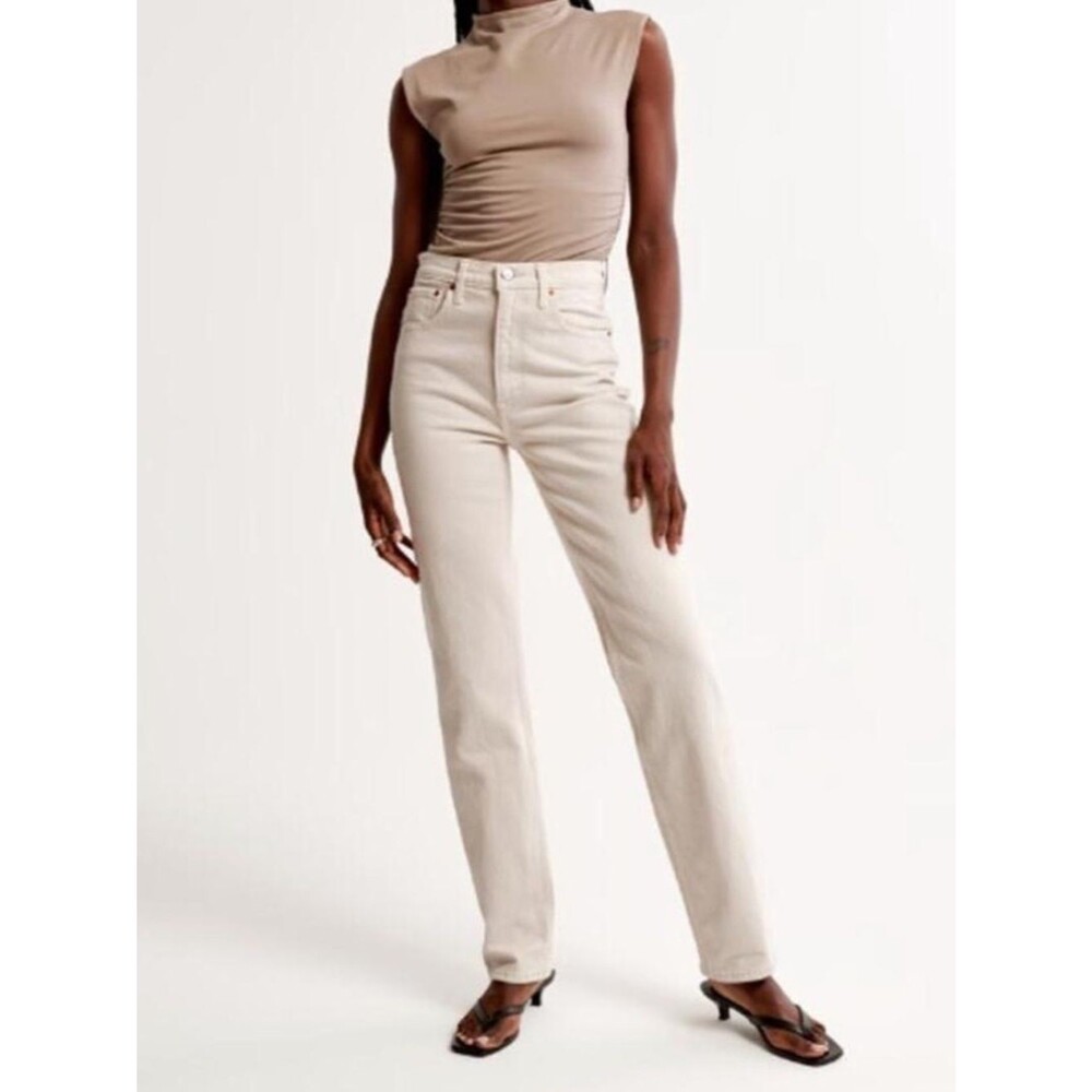 Abercrombie the 90s straight ultra high rise ivory stone